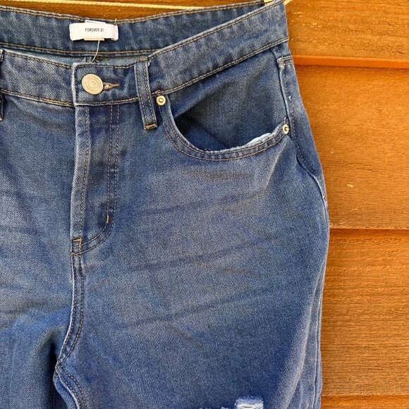 Forever 21 High Rise Ankle Distressed Lose Fit Blue Jeans Size 28 - Picture 6 of 13
